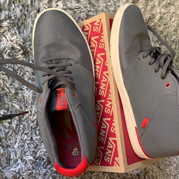 Vans Grey and Red size 8 - Picture 6 of 8